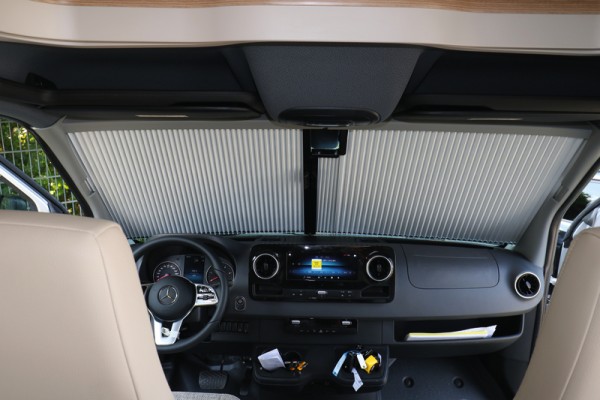 REMIfront IV cab darkening Sprinter from year 2019 with large sensor housing